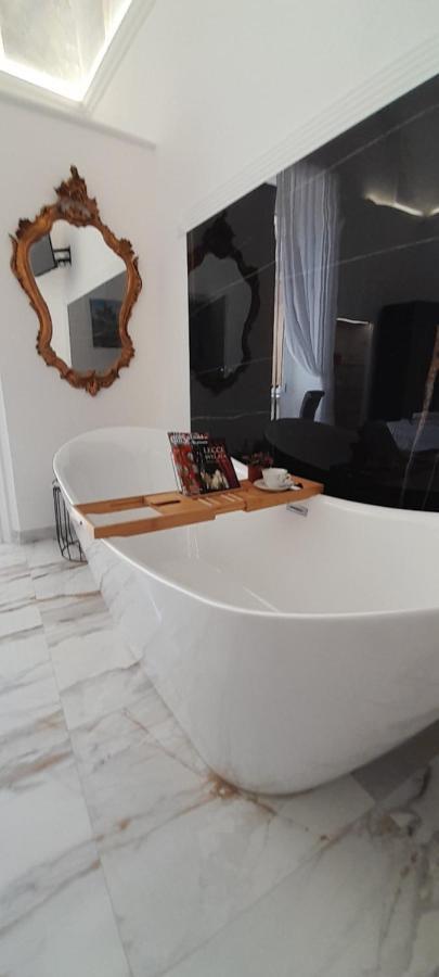 Bed and Breakfast La Dimora Di Re Idomeneo Lecce Exterior foto